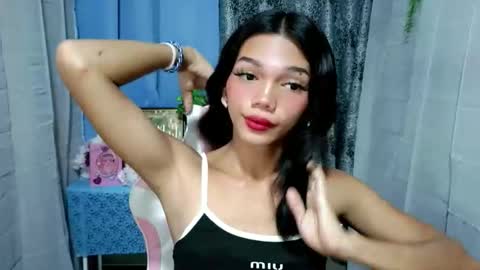 rhiana_slut online show from November 21, 2025, 8:29 pm