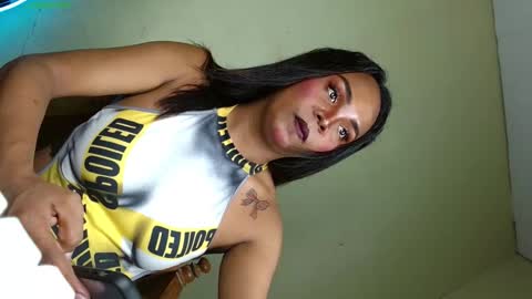 Snapshot of rhianasollway69 chatting on November 9, 2025, 5:28 am rhianasollway69 online show from November 9, 2025, 5:28 am