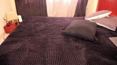 Snapshot of rhondavines chatting on November 11, 2025, 9:04 pm Rhonda online show from November 11, 2025, 9:04 pm