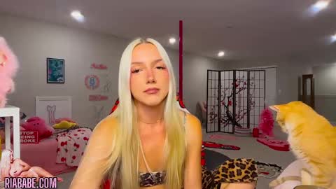 ria  online show from October 18, 2025, 2:47 am