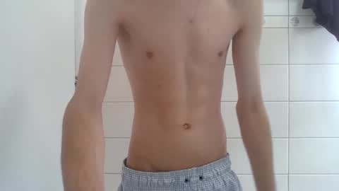 Snapshot of rian7658 chatting on January 13, 2025, 7:21 pm rian7658 online show from January 13, 2025, 7:21 pm