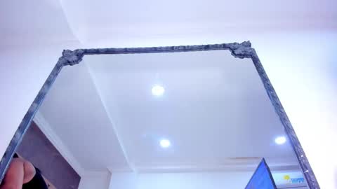 Snapshot of rianamanson chatting on October 28, 2025, 4:49 am Riana online show from October 28, 2025, 4:49 am