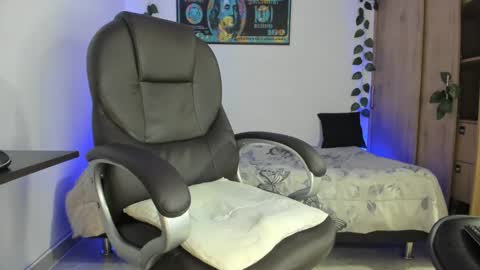 Snapshot of riancum chatting on February 17, 2025, 8:19 am juan online show from February 17, 2025, 8:19 am