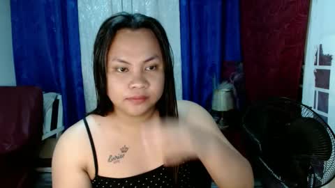 Snapshot of ricahotasain_05 chatting on December 9, 2024, 11:24 pm Rica online show from December 9, 2024, 11:24 pm
