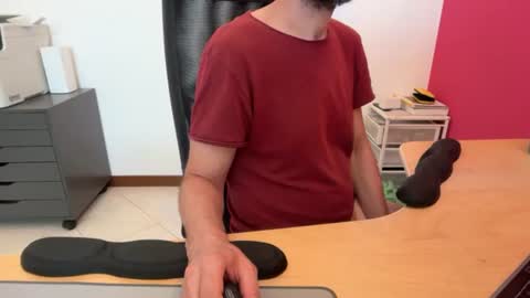 riccardofortis online show from July 12, 2026, 8:27 am
