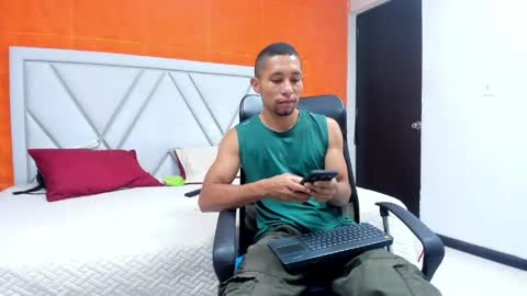 Snapshot of richar_voller chatting on April 15, 2026, 11:50 am richar_voller online show from April 15, 2026, 11:50 am