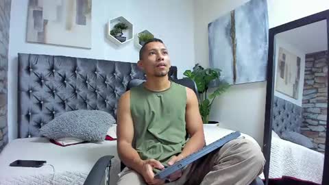 Snapshot of richar_voller chatting on July 17, 2026, 11:28 am richar_voller online show from July 17, 2026, 11:28 am