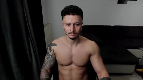 RichardDarell online show from September 22, 2025, 4:36 am