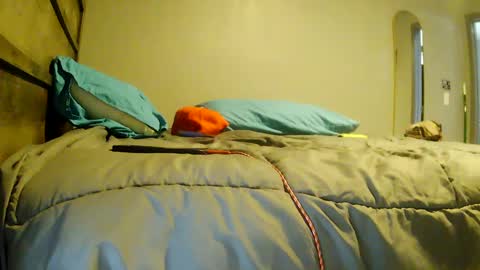 Snapshot of richierich813 chatting on October 6, 2025, 12:19 am richierich813 online show from October 6, 2025, 12:19 am