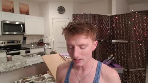 Snapshot of richiewest chatting on October 16, 2025, 1:17 am Richie online show from October 16, 2025, 1:17 am