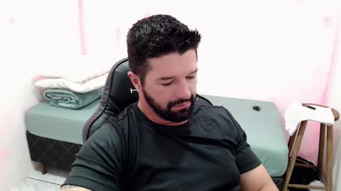 Snapshot of richrolland chatting on January 30, 2025, 3:11 am Rickseduction online show from January 30, 2025, 3:11 am