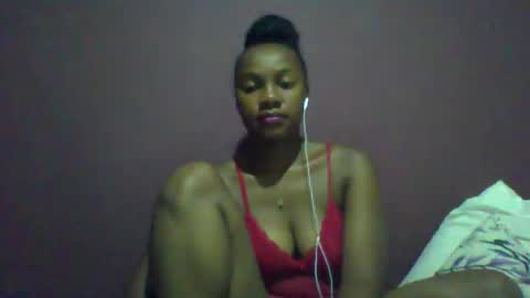 Snapshot of ricie001 chatting on February 8, 2026, 7:17 pm ricie001 online show from February 8, 2026, 7:17 pm
