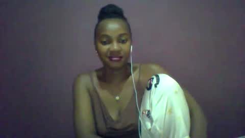 Snapshot of ricie001 chatting on February 25, 2026, 8:02 am ricie001 online show from February 25, 2026, 8:02 am