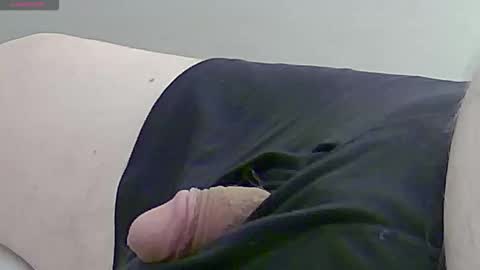 rick18211 online show from October 22, 2025, 3:18 am