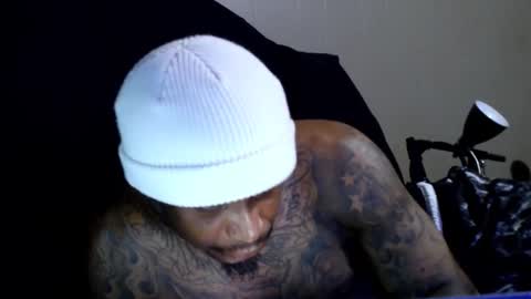 Snapshot of rickavelli chatting on September 25, 2025, 12:14 am Rick online show from September 25, 2025, 12:14 am