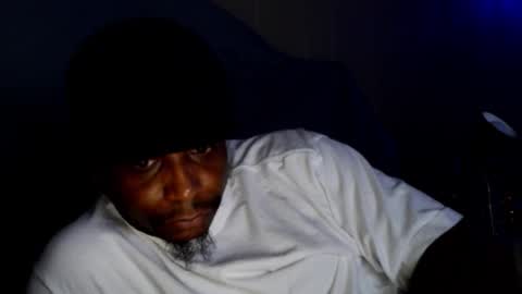 Snapshot of rickavelli chatting on October 13, 2025, 11:21 am Rick online show from October 13, 2025, 11:21 am