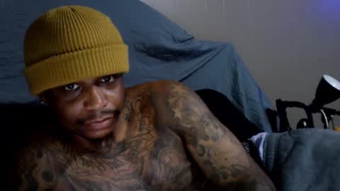 Snapshot of rickavelli chatting on October 15, 2025, 12:11 am Rick online show from October 15, 2025, 12:11 am