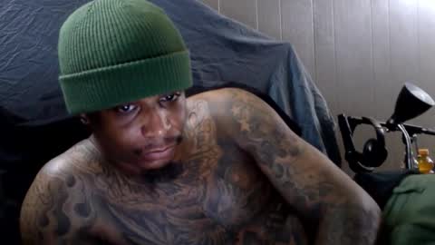 Snapshot of rickavelli chatting on October 17, 2025, 3:53 am Rick online show from October 17, 2025, 3:53 am