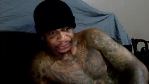 Snapshot of rickavelli chatting on October 19, 2025, 5:08 am Rick online show from October 19, 2025, 5:08 am