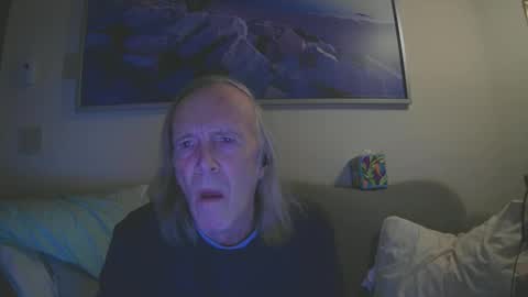 Snapshot of rickl56 chatting on December 20, 2024, 3:47 am rickl56 online show from December 20, 2024, 3:47 am