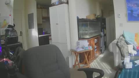 Snapshot of rickl56 chatting on October 18, 2025, 3:24 pm rickl56 online show from October 18, 2025, 3:24 pm