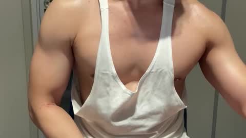 Snapshot of rickman5508542 chatting on January 17, 2025, 6:44 pm R online show from January 17, 2025, 6:44 pm