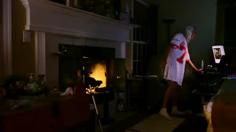 PINK HOLE TWINK online show from October 1, 2025, 3:45 am