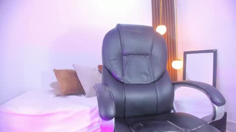 Ricky  online show from December 3, 2024, 11:57 pm