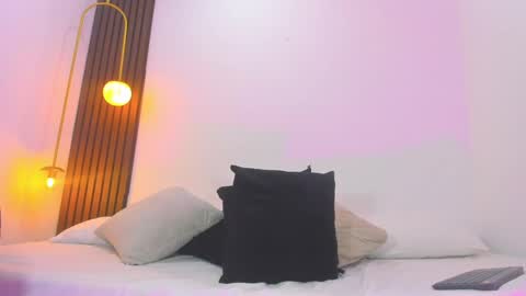 Ricky  online show from February 11, 2025, 12:59 am