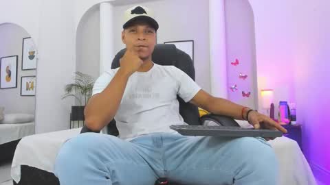 Ricky  online show from October 27, 2025, 8:46 pm