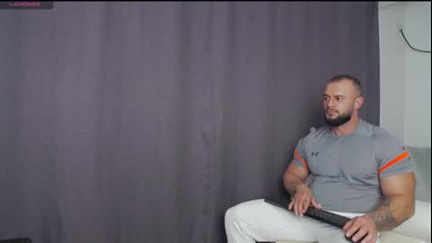 rickymiami1 online show from September 28, 2025, 6:46 pm