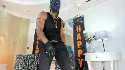 Snapshot of ricobrown777 chatting on October 7, 2025, 4:42 am RicoBrowm online show from October 7, 2025, 4:42 am