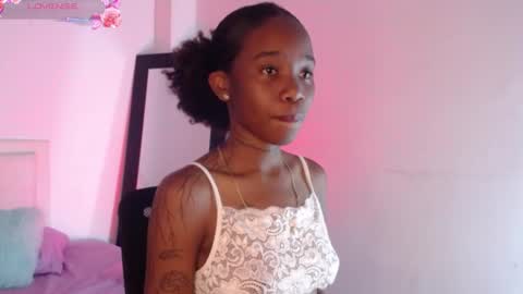Snapshot of rihana_hot01 chatting on January 9, 2025, 2:43 am ri ri online show from January 9, 2025, 2:43 am