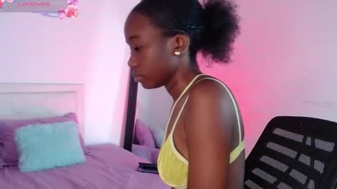 Snapshot of rihana_hot01 chatting on January 10, 2025, 1:41 pm ri ri online show from January 10, 2025, 1:41 pm
