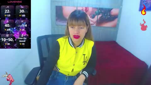 Snapshot of rihana_milan chatting on February 23, 2025, 11:55 am RIHANA online show from February 23, 2025, 11:55 am