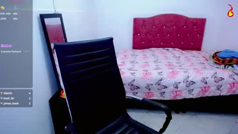 rihanna_boobs__ online show from July 11, 2026, 8:28 am