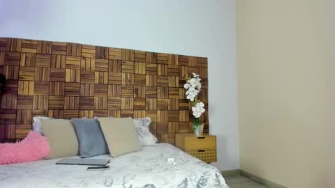 Sara online show from November 2, 2025, 10:28 am