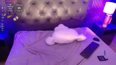 Snapshot of rihonna_hs8 chatting on January 16, 2026, 2:10 pm RIHONNA online show from January 16, 2026, 2:10 pm