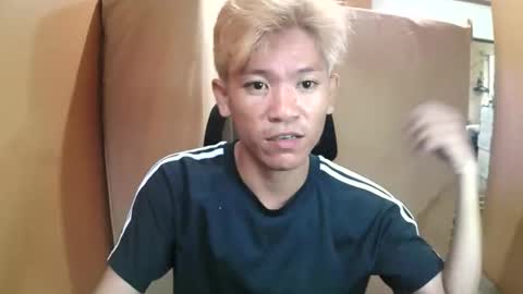 Snapshot of riiichie12 chatting on October 7, 2025, 8:55 am riiichie12 online show from October 7, 2025, 8:55 am