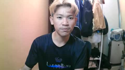 Snapshot of riiichie12 chatting on October 16, 2025, 9:43 am riiichie12 online show from October 16, 2025, 9:43 am