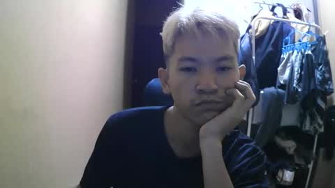 Snapshot of riiichie12 chatting on October 28, 2025, 6:21 pm riiichie12 online show from October 28, 2025, 6:21 pm