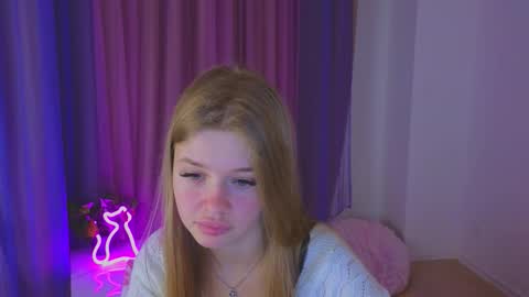Snapshot of riinaaa chatting on October 9, 2025, 9:02 pm Rina online show from October 9, 2025, 9:02 pm
