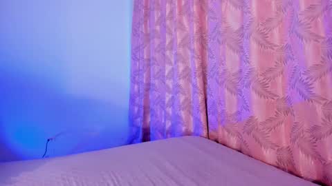 Riley online show from November 7, 2025, 9:59 pm