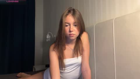 Snapshot of rin_the_mermaid chatting on October 8, 2025, 8:50 pm RIn online show from October 8, 2025, 8:50 pm