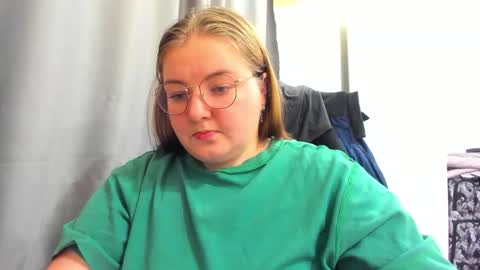 rina16 online show from October 29, 2025, 9:38 pm