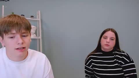 Rina online show from November 20, 2025, 12:05 pm