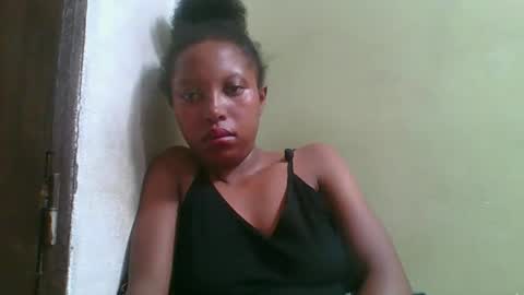 Snapshot of rinah654271 chatting on April 18, 2026, 2:54 pm rinah654271 online show from April 18, 2026, 2:54 pm