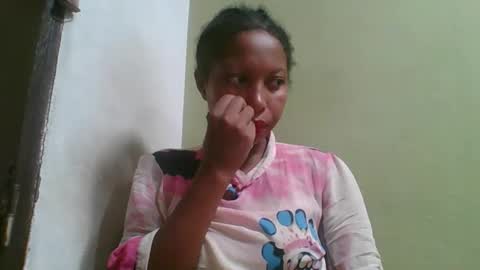 Snapshot of rinah654271 chatting on May 4, 2026, 2:29 am rinah654271 online show from May 4, 2026, 2:29 am