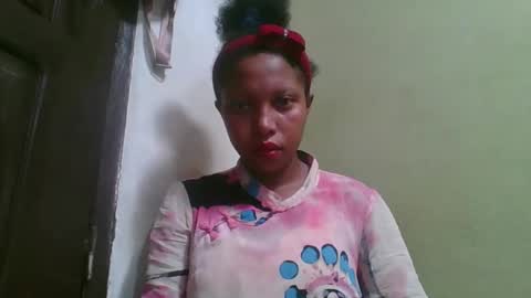 Snapshot of rinah654271 chatting on May 6, 2026, 3:24 am rinah654271 online show from May 6, 2026, 3:24 am