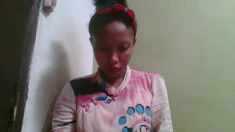 Snapshot of rinah654271 chatting on May 8, 2026, 2:39 am rinah654271 online show from May 8, 2026, 2:39 am